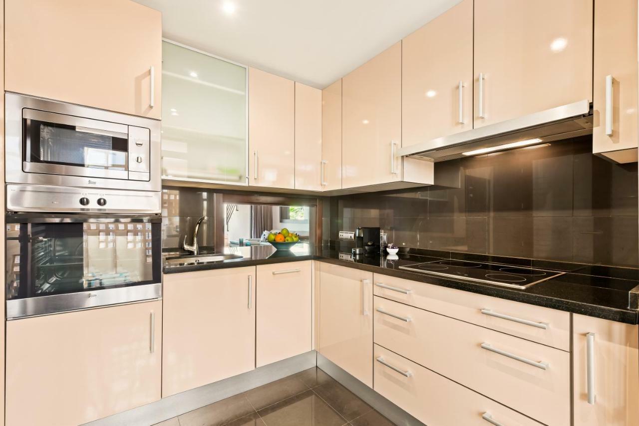 Bahia De La Plata Luxury Apartments Estepona Luaran gambar